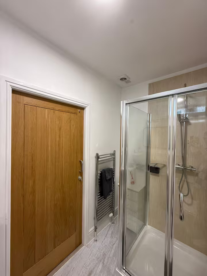 Walk-in shower